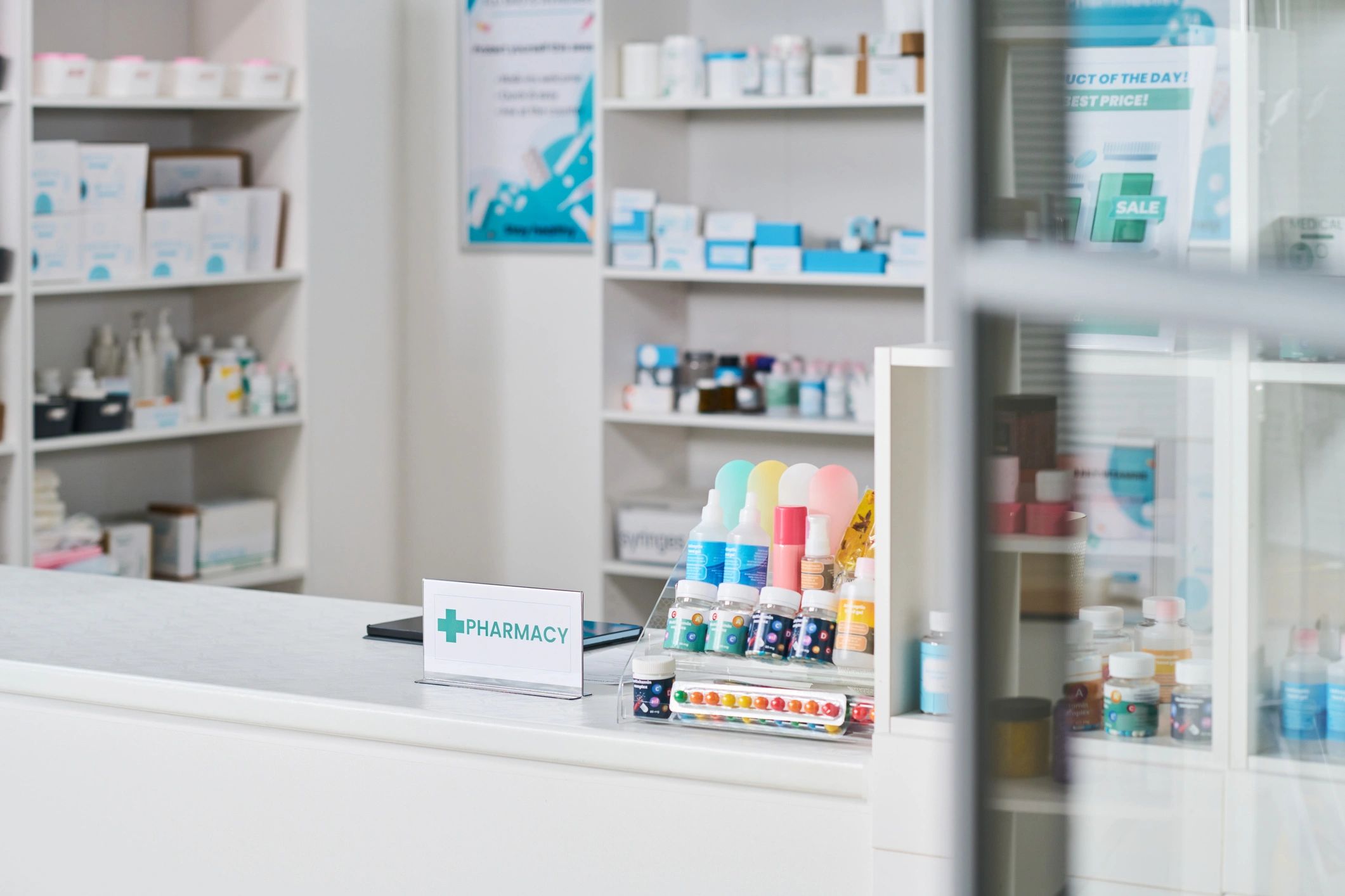 Retail healthcare and topical product display